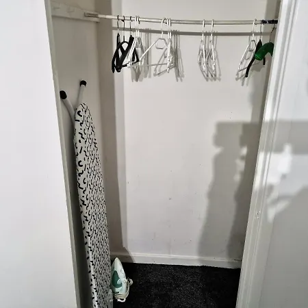 *10or* Setup For Your Relaxed & Amazing + Free Parking + Free Fast Wifi * Holiday home *