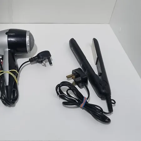 *10or* Setup For Your Relaxed & Amazing + Free Parking + Free Fast Wifi * Holiday home Leeds (West Yorkshire)