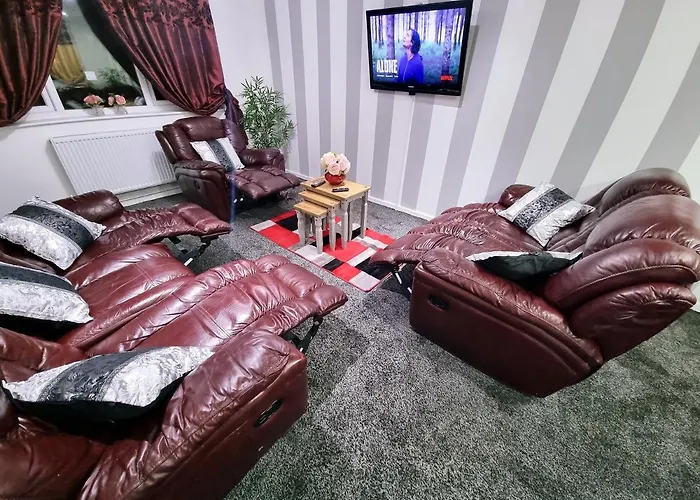 *10or* Setup For Your Relaxed & Amazing + Free Parking + Free Fast Wifi * Holiday home