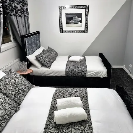 *10or* Setup For Your Relaxed & Amazing + Free Parking + Free Fast Wifi * *